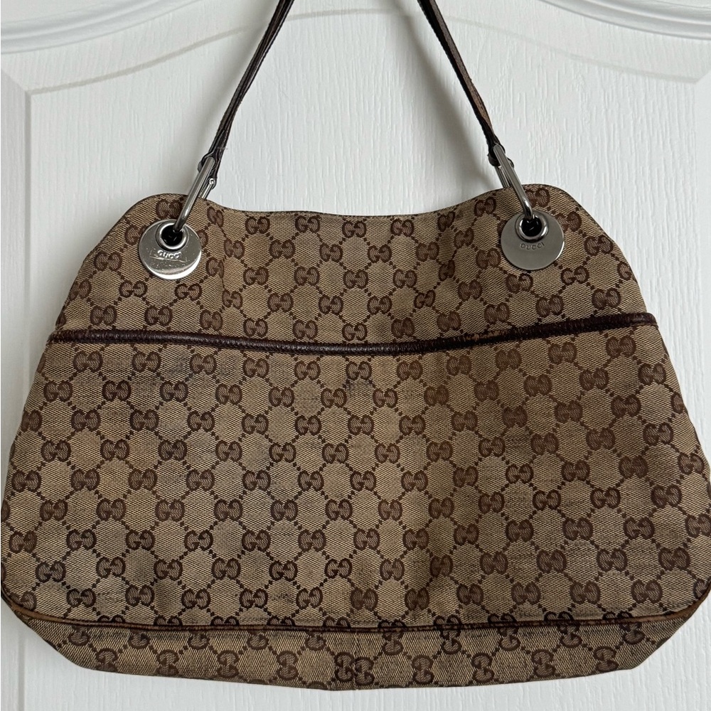 Authentic Gucci Logo Gg Canvas Eclipse Medium Sho… - image 2